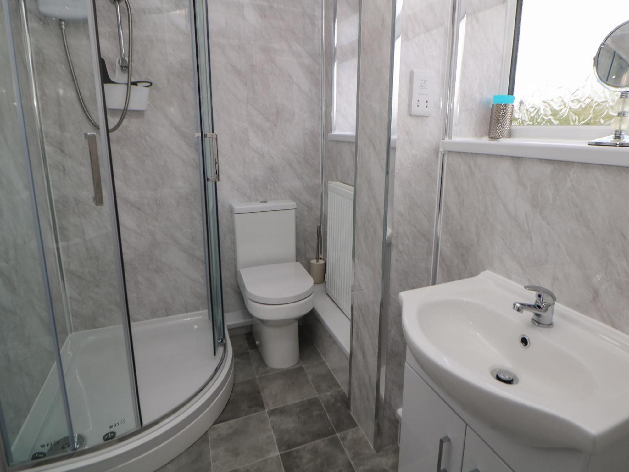 Basford View Villa Cheddleton ภายนอก รูปภาพ